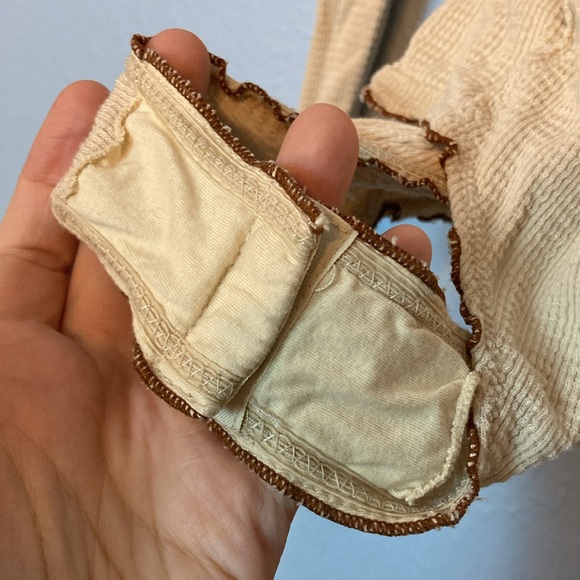 Intimately Free People Womens Size S Tan Waffle Thong Bodysuit Snaps Long Sleeve - Picture 3 of 13